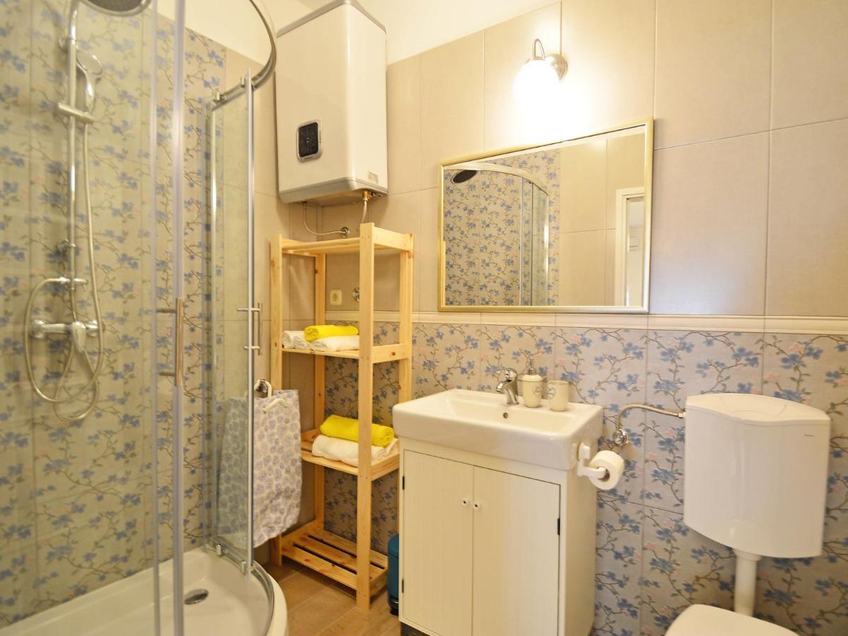 Apartment Cmiljina-1 Senj  Esterno foto